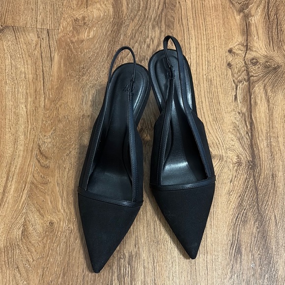 Elegant Black Women's Slingback Kitten Heels - Picture 1 of 4